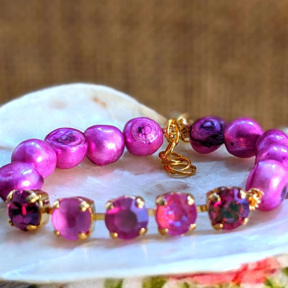 Hot Pink Magenta Crystals & Cultured Freshwater Baroque Fuschia Pearl Bracelet
